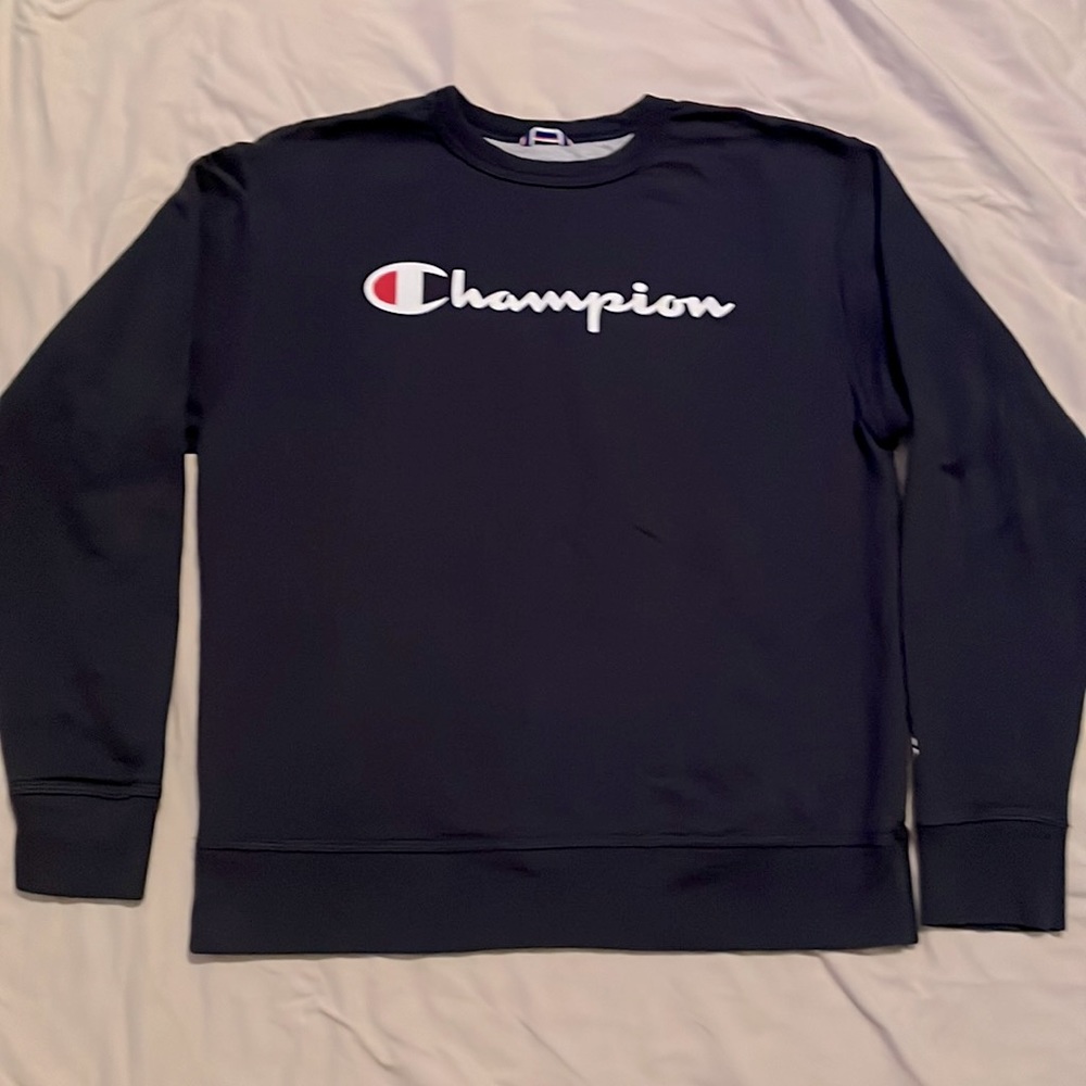 Ladies medium champion crew neck sweatshirt